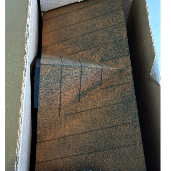 Jim Shore 2003 Heartwood Creek #113258 Nativity Stable Creche - Picture 8 of 9